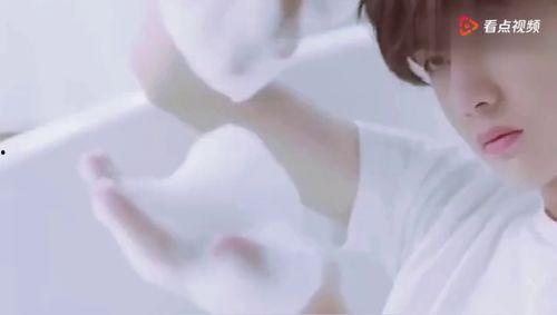 肖战爆料跳舞是哪一期视频,舞蹈魅力瞬间,揭秘哪一期视频让他舞动心弦 第3张 肖战爆料跳舞是哪一期视频,舞蹈魅力瞬间,揭秘哪一期视频让他舞动心弦 第3张